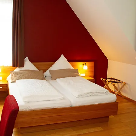 Hotel Braeustueble